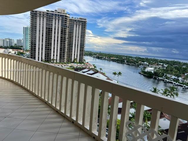 19355 Turnberry Way 10A, Aventura, Florida 33180