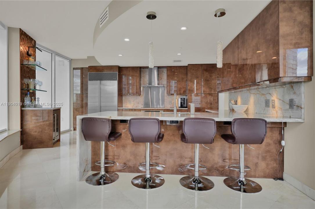 901 Brickell Key Blvd 2804, Miami, Флорида 33131, Соединенные Штаты