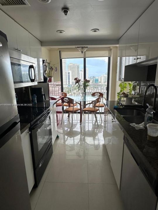 210 174th St 2202, Sunny Isles Beach, 佛羅里達州 33160, 美國
