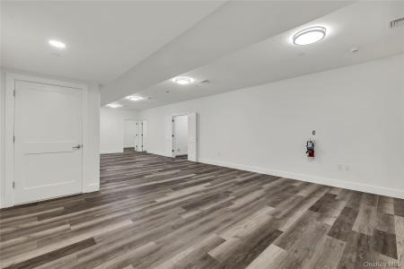 533 Greenwich Street, Hempstead, Nova Iorque 11550, Estados Unidos