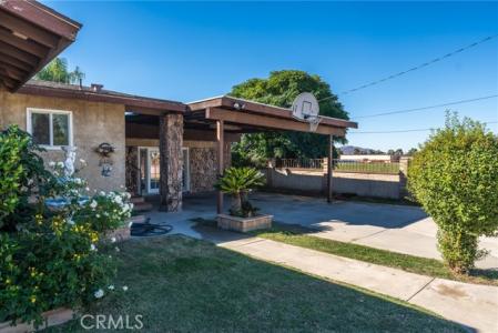 W Lugonia, Redlands, Kalifornia 92374, USA