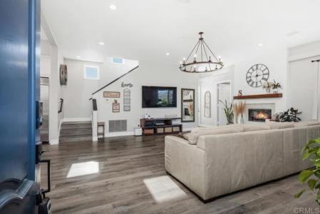 Aldorado Drive, Vista, California 92084, Estados Unidos