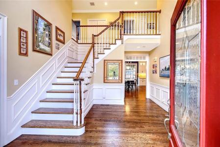 10 McPartland Way, East Greenwich, Rhode Island 02818, USA