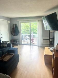 494 Putnam Pike, Smithfield, Rhode Island 02828