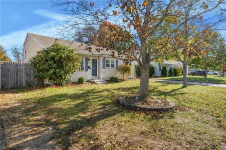 96 Glenbrook Road, Warwick, Rhode Island 02889, USA