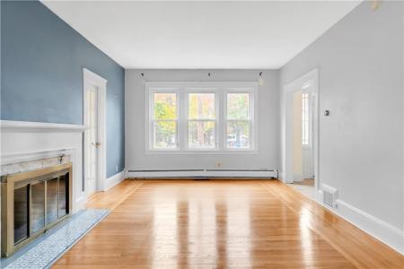 41 Elmway Street, Providence, רוד איילנד 02906, ארצות הברית של אמריקה