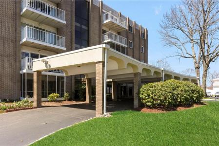 200 Hoffman Avenue 505, Cranston, Rhode Island 02920
