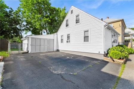 7 Snell Court, West Warwick, Rhode Island 02893, États-Unis