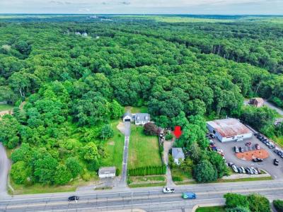 898 Main Road, Tiverton, Rhode Island 02878