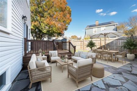 81 Gentian Avenue, Providence, Род Айленд 02908, Соединенные Штаты