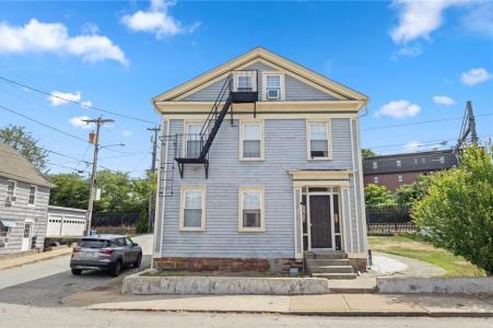 136 Duke Street, East Greenwich, RI 02818, USA