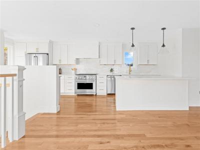 91 Houston Avenue, Newport, Rhode Island 02840