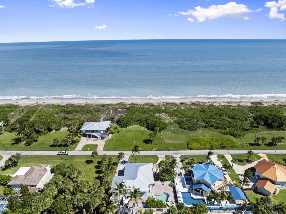 1911 Surfside Drive, Fort Pierce, Florida 34949