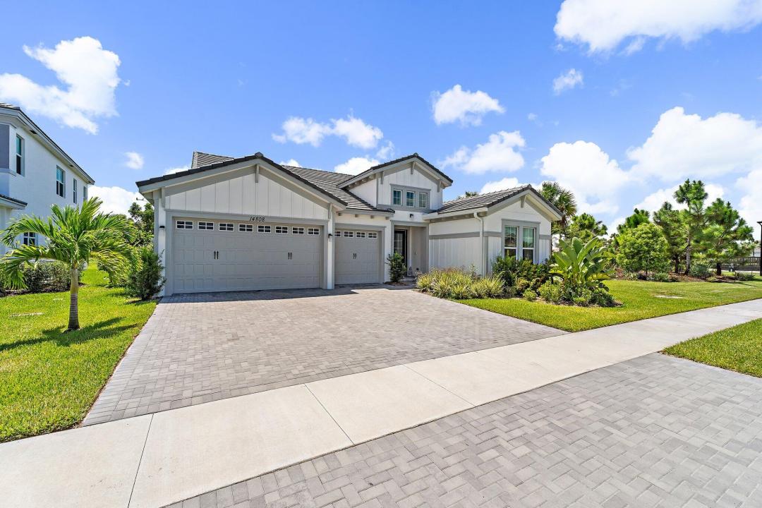 14808 Wildwood Circle, WOODLANDS OF WESTLAKE, Westlake, Florida 33470
