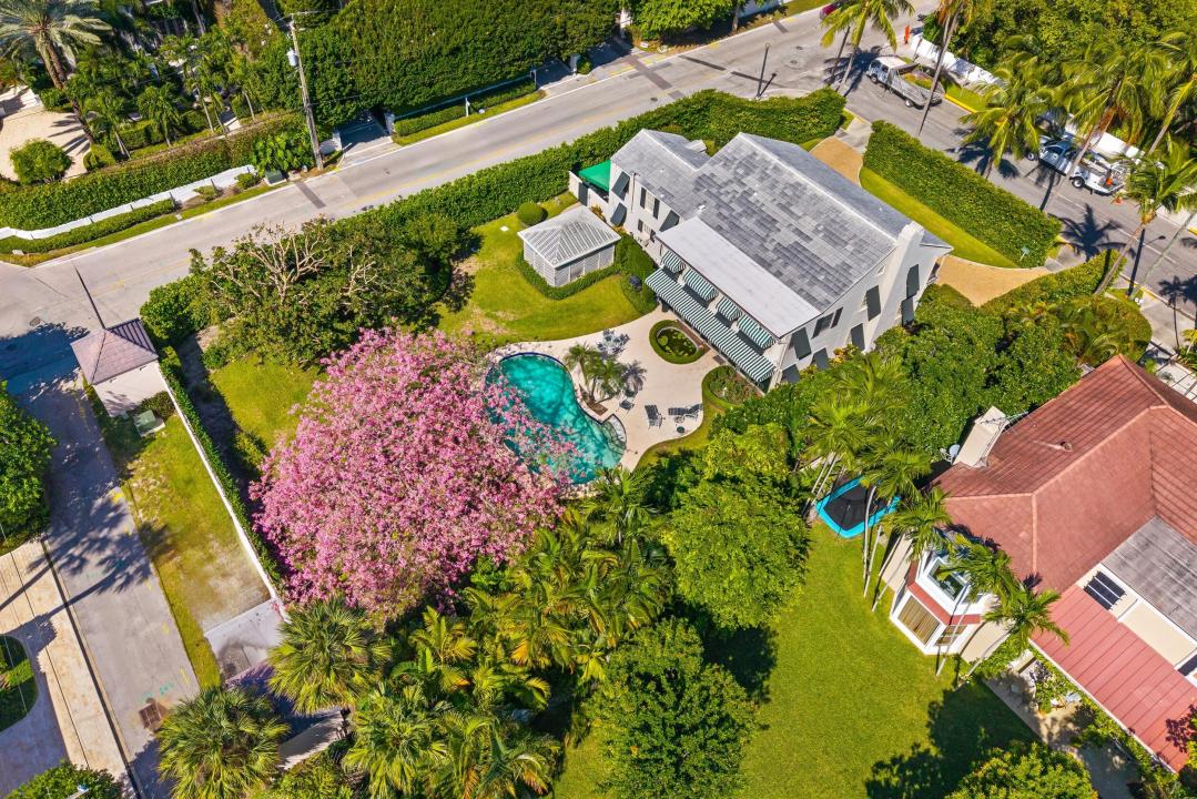 334 Barton Avenue, Palm Beach, Florida 33480