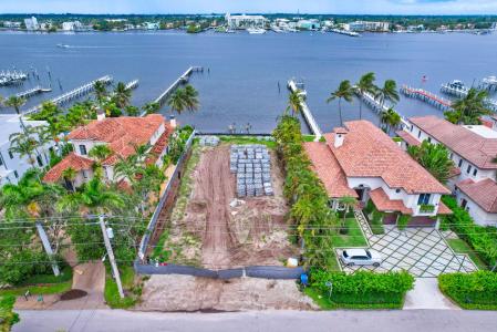 819 N Atlantic Drive, Lantana, Florida 33462