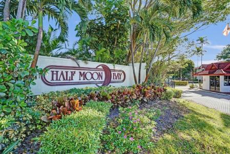 107 Half Moon Circle H1, Half Moon Bay, Hypoluxo, Florida 33462