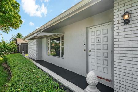9608 NW 67th St, Tamarac, Florida 33321