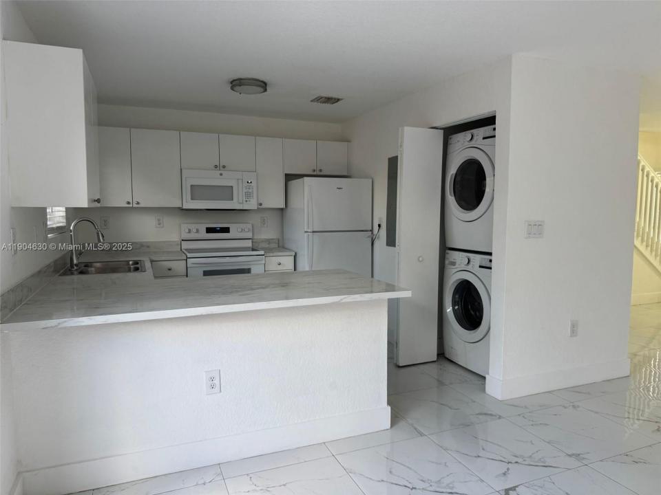 618 SW 2nd Pl, Florida City, פלורידה 33034, ארצות הברית של אמריקה 