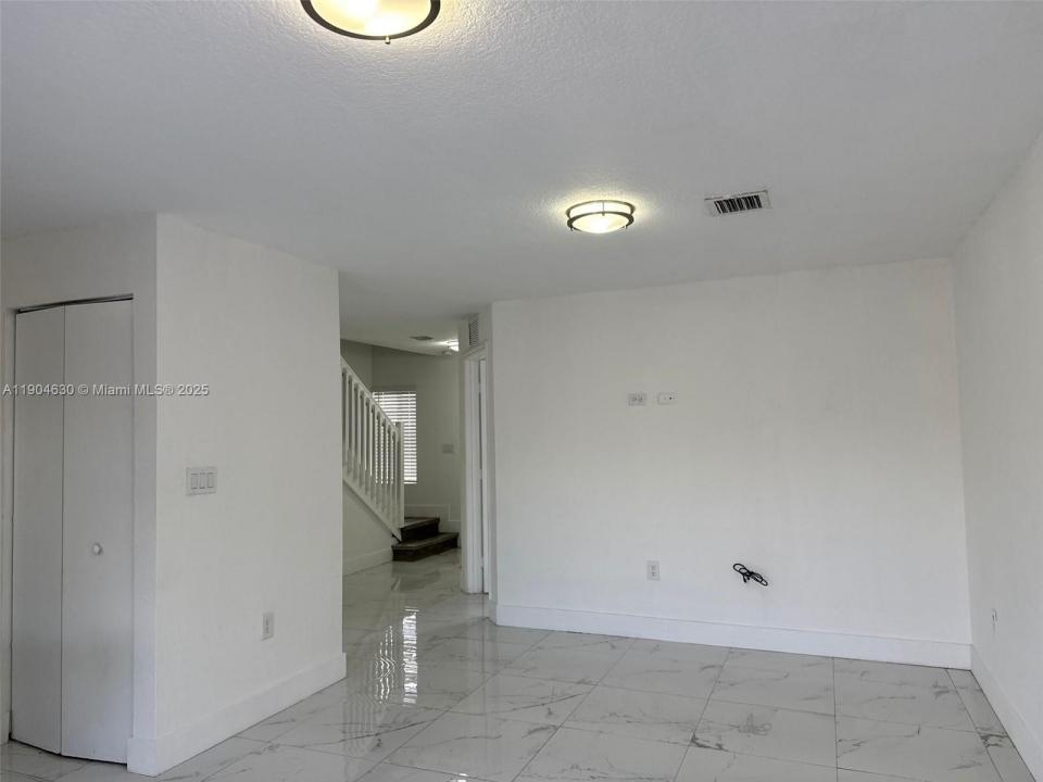 618 SW 2nd Pl, Florida City, פלורידה 33034, ארצות הברית של אמריקה 