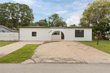 8560 Southampton Dr, Miramar, Florida 33025, USA