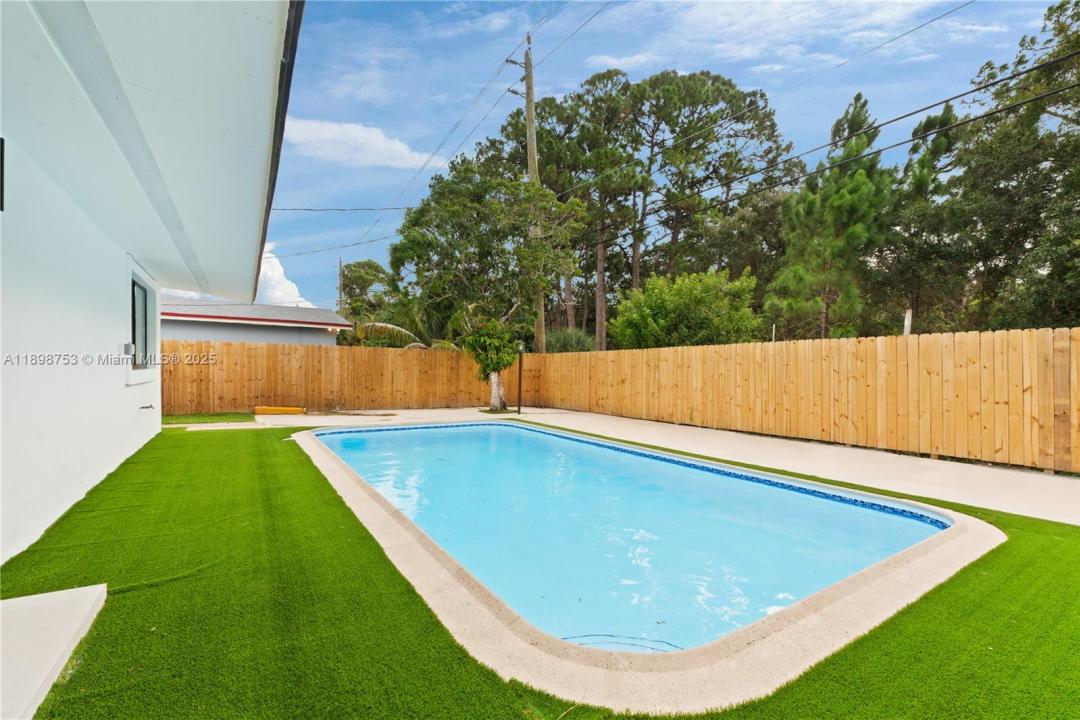 8560 Southampton Dr, Miramar, 佛羅里達州 33025, 美國