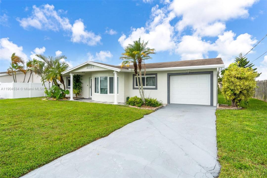 2227 NW 65th Ave, Margate, Florida 33063