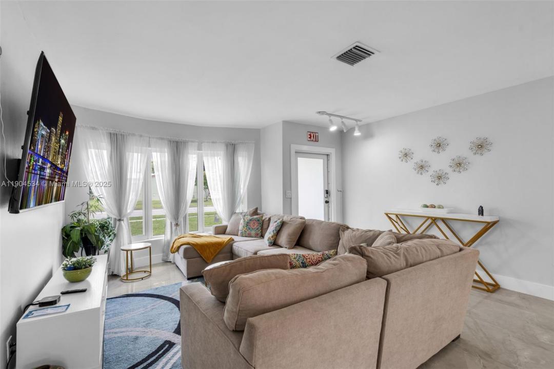 2227 NW 65th Ave, Margate, Florida 33063