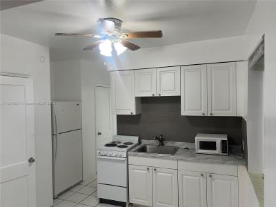 1931 Jefferson St E, Hollywood, Florida 33020, USA