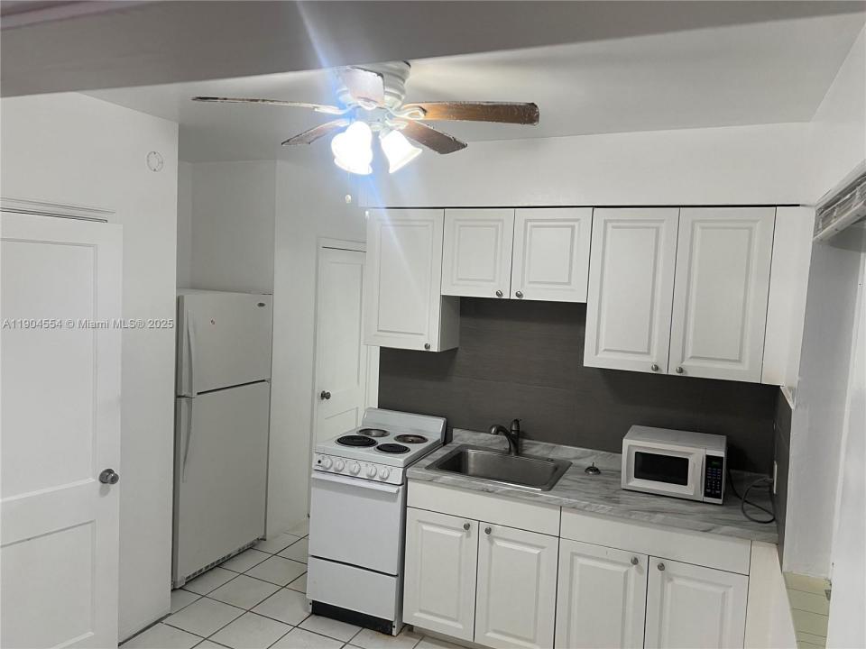 1931 Jefferson St E, Hollywood, Flórida 33020, Estados Unidos