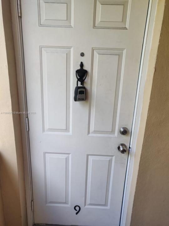 2300 SW 3rd Ave 9, Miami, Florida 33129, Estados Unidos