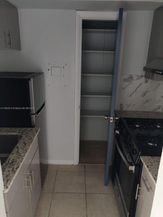 2300 SW 3rd Ave 9, Miami, Florida 33129, Estados Unidos