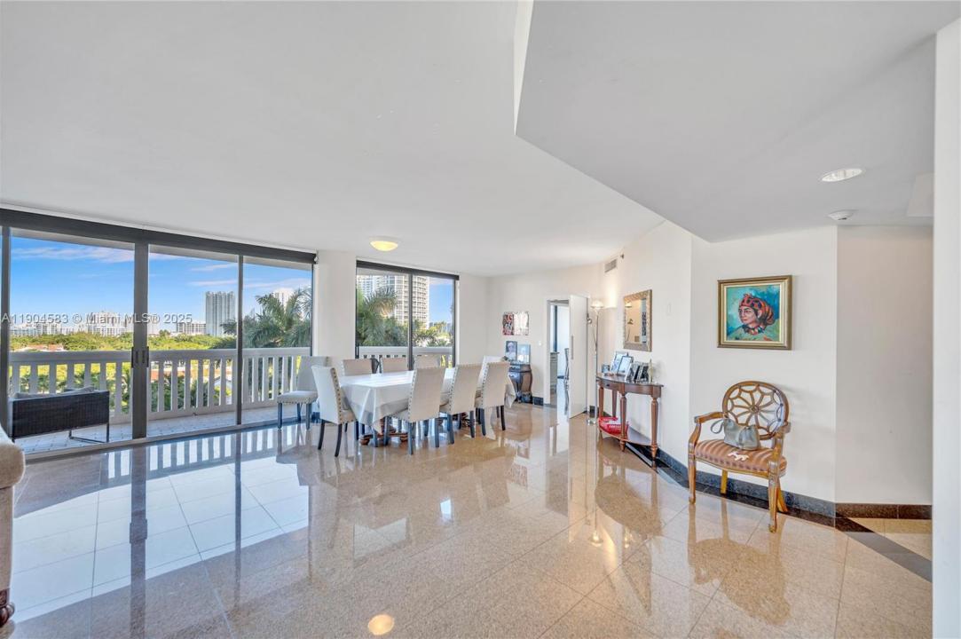 2000 Island Blvd 806, Aventura, Florida 33160