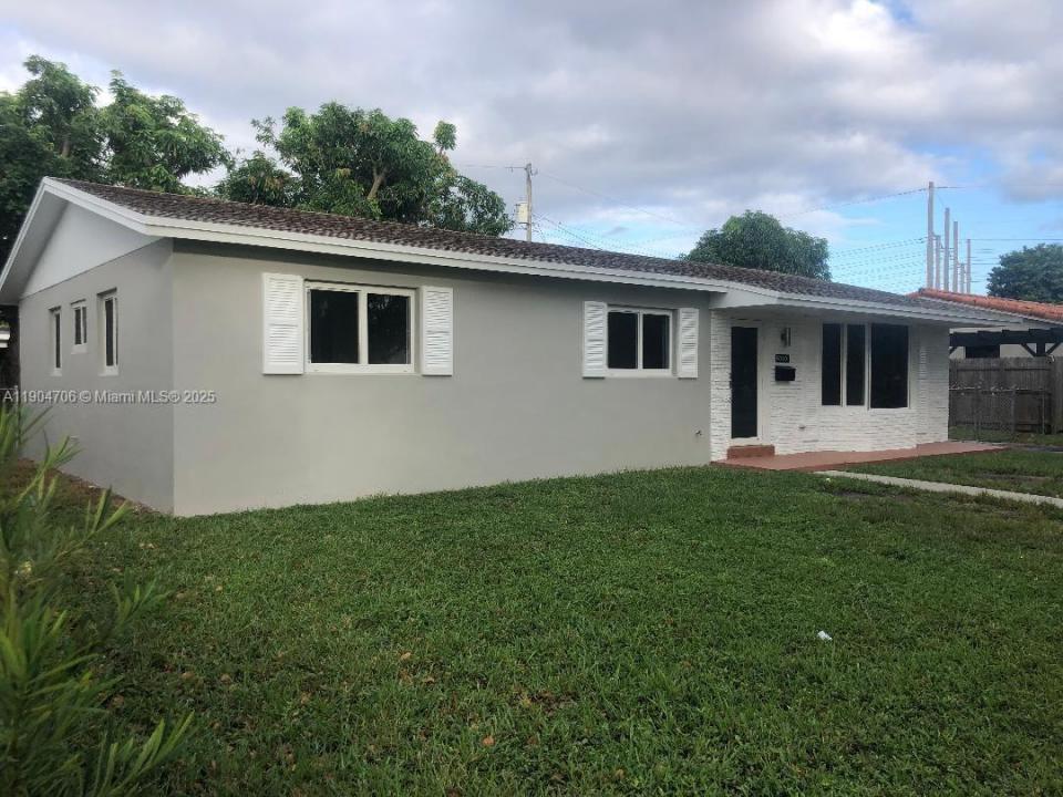 2650 SW 96th Ave, Miami, Florida 33165