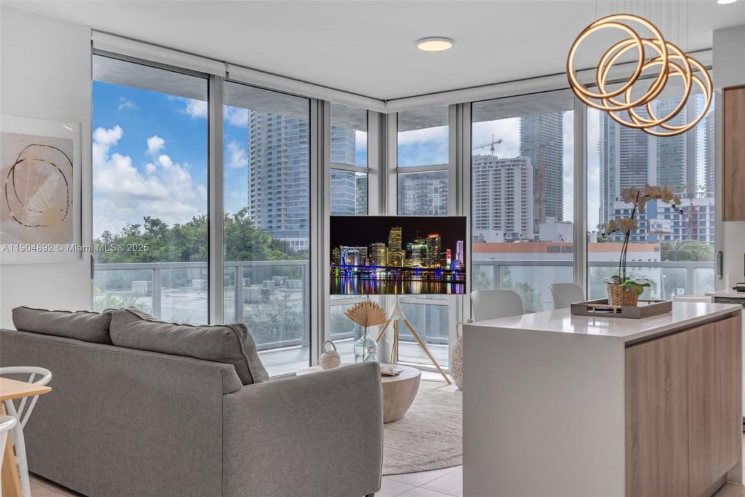 3900 Biscayne Blvd S-312, Miami, Flórida 33137, Estados Unidos