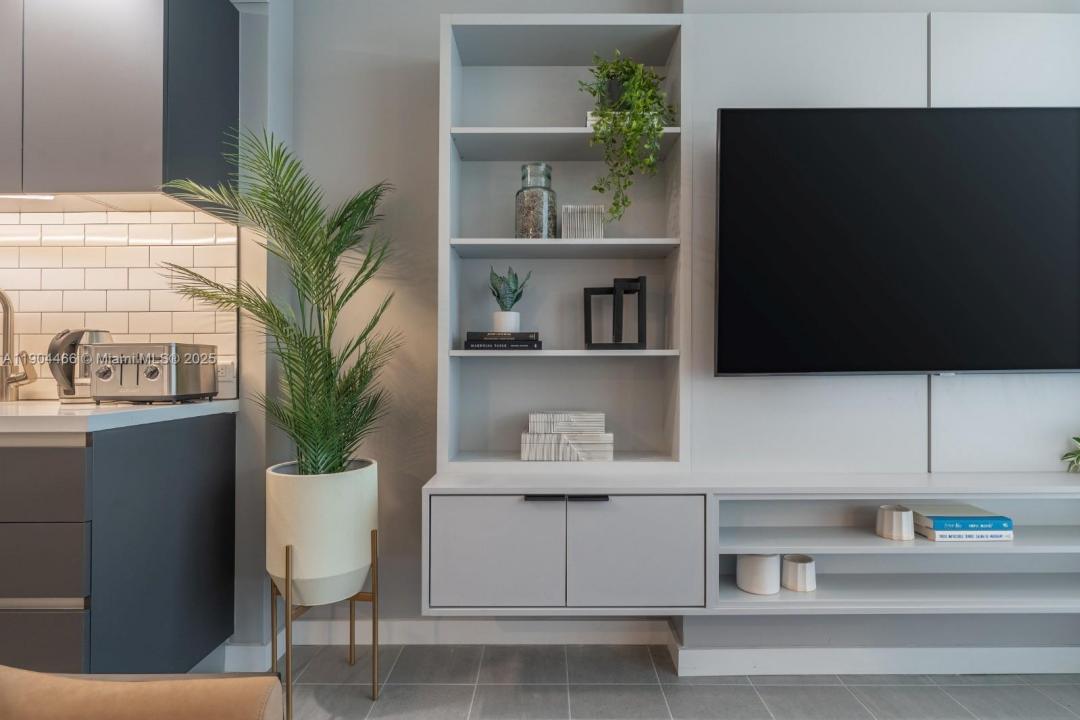 227 NE 2nd St 3104, Miami, Florida 33132, HOA KỲ