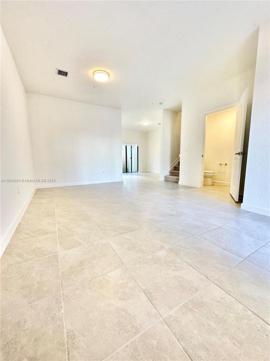 261 SW 159th Way ., Pembroke Pines, פלורידה 33027, ארצות הברית של אמריקה