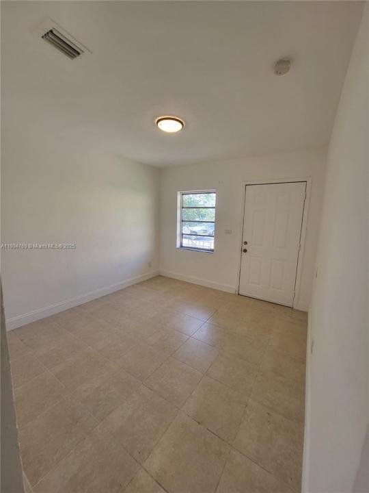 640 - 642 NW 77th St, Miami, Florida 33150