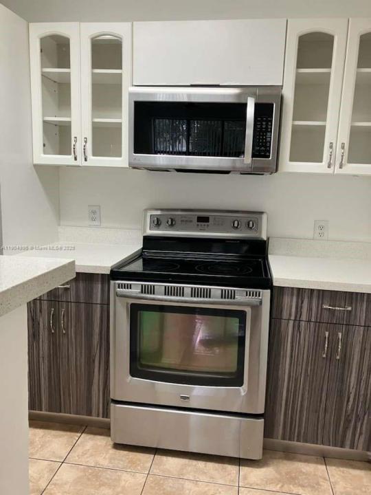 4581 W Mcnab Rd 14, Pompano Beach, Flórida 33069, Estados Unidos