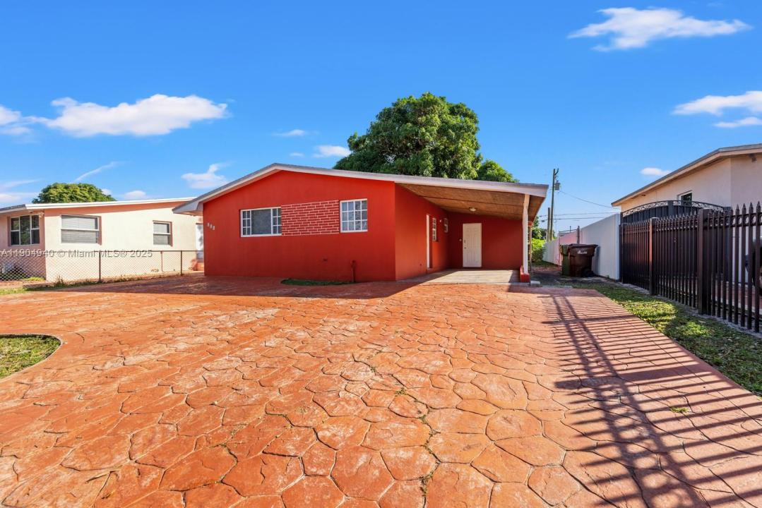 150 E 12th St, Hialeah, Florida 33010, Stati Uniti