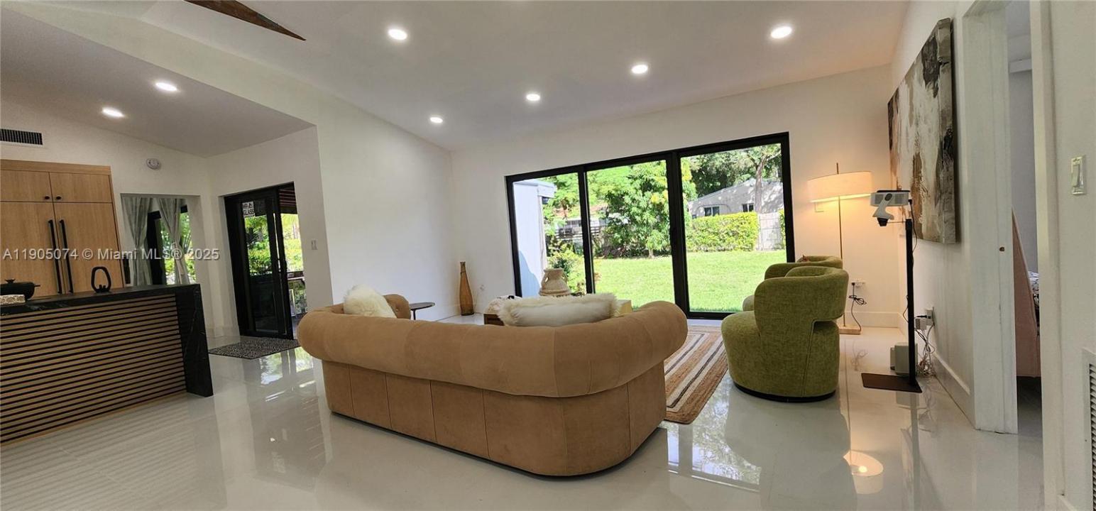 125 NE 107th St, Miami Shores, فلوريدا 33161, الولايات المتحدة