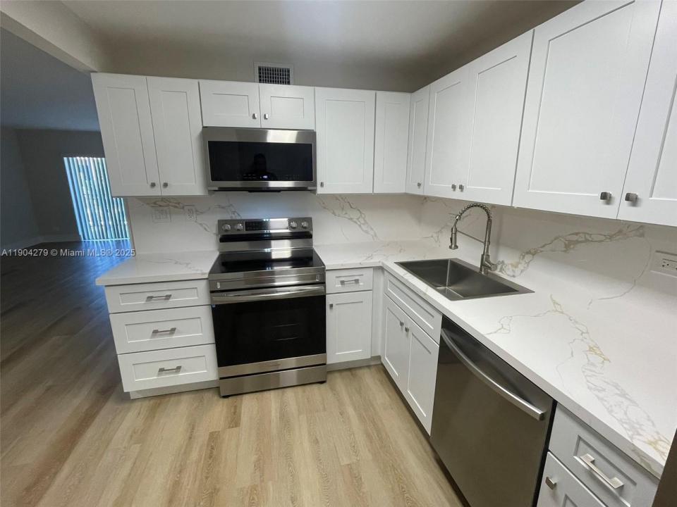 8107 SW 72 Ave 8107, Miami, Floride 33143, États-Unis