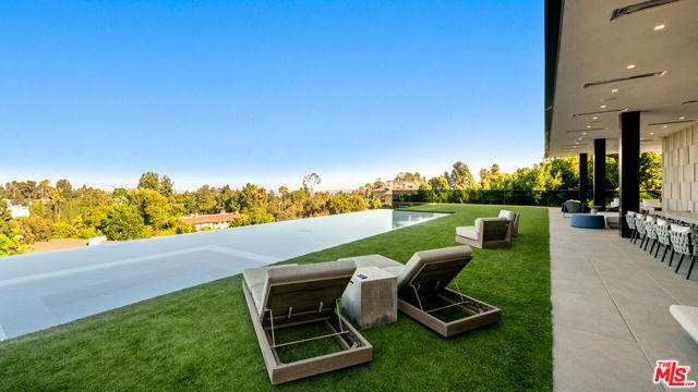 Summit Drive, Beverly Hills, California 90210