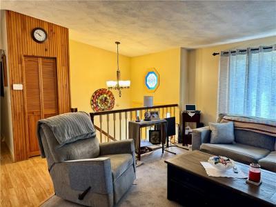 2 Jambray Avenue, Warwick, Rhode Island 02886, Estados Unidos