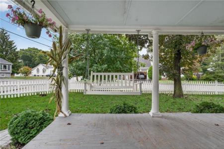 352 Church Avenue, 華威, 羅德島州 02889, 美國