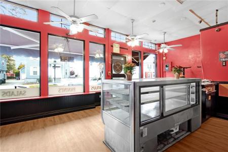 366 Wood Street, Bristol, Rhode Island 02809, États-Unis