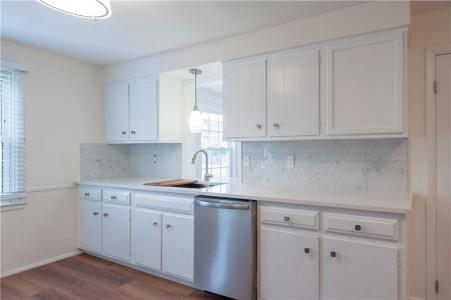 120 Rowe Avenue, Pawtucket, 羅德島州 02861, 美國