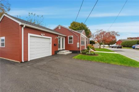 34 Keller Avenue, Cranston, רוד איילנד 02920, ארצות הברית של אמריקה