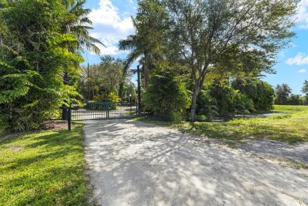 14996 50th Street, Wellington, Florida 33414