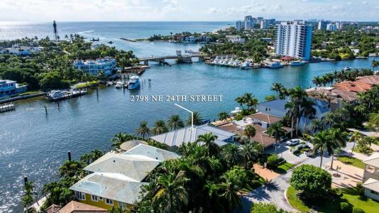2798 NE 24th St, Lighthouse Point, Lighthouse Point, Florida 33064, USA